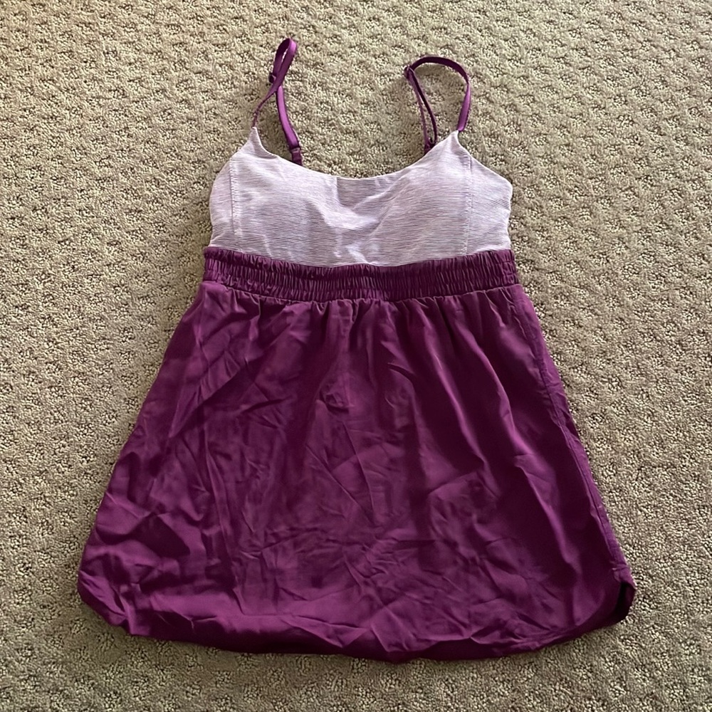 Lululemon top. LIKE NEW